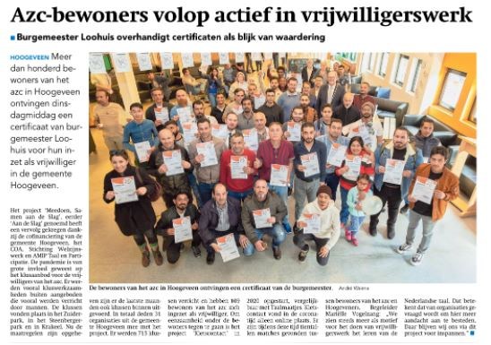 Bericht AZC-bewoners doen vrijwilligerswerk in Hoogeveen bekijken